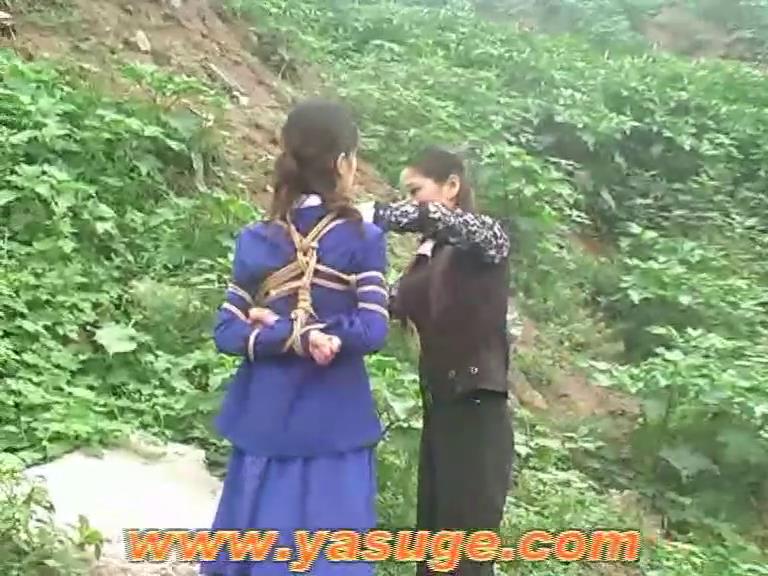 姐妹入荒郊-雪儿 雅思[00-08-35][20250327-192415461].jpg