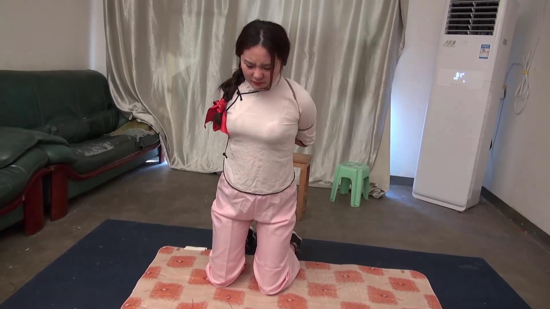 典雅倩影_琪纭 新买的女仆[00-10-53][20250413-134514103].jpg