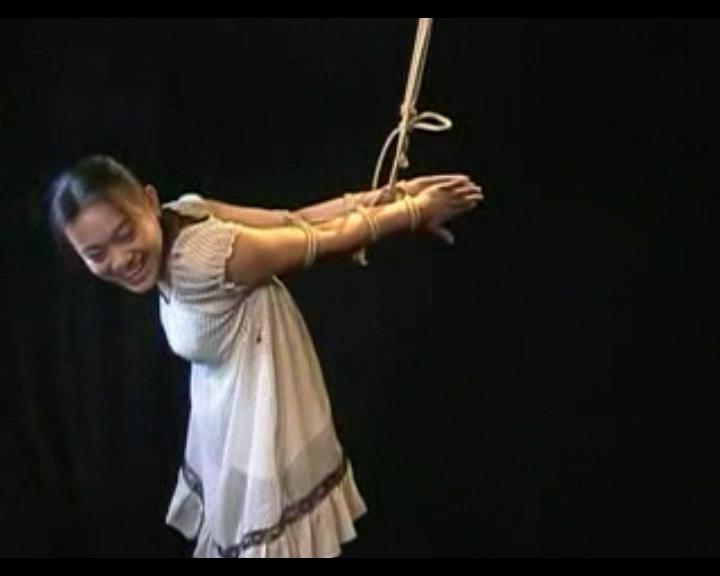 丽佳美亚 夫妻交换[00-28-33][20250414-212733439].jpg
