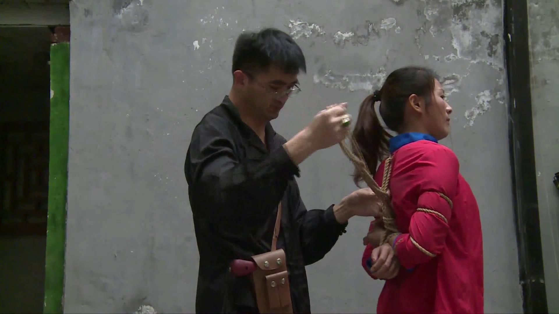 丽佳美亚 王丽试镜 江姐新形象[00-02-05][20250419-070212657].jpg