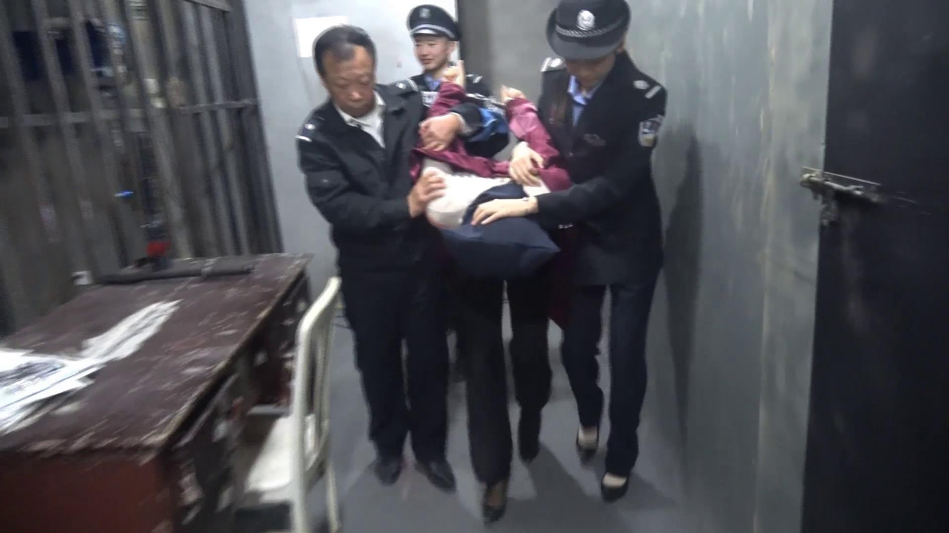 MJ影视 逮捕押解寒苗[00-02-45][20250512-222555414].jpg