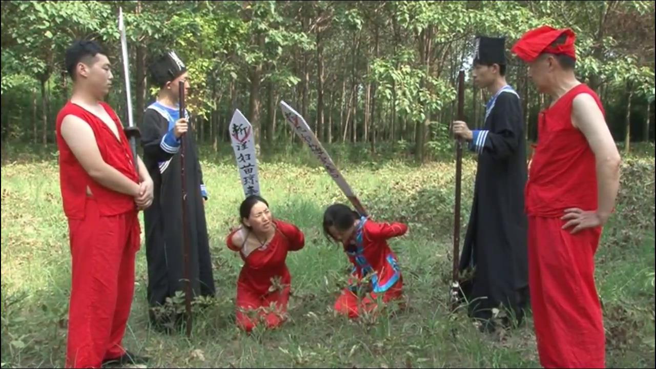 MJ影视 刑场冤女 古装红罪衣[00-17-01][20250519-070233715].jpg