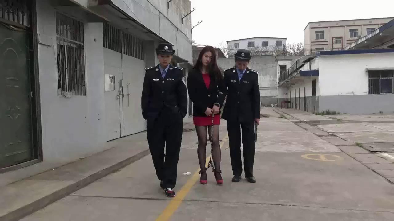 梨花雨 罪恶之花 女犯张巧云[00-00-14][20250608-105805120].jpg