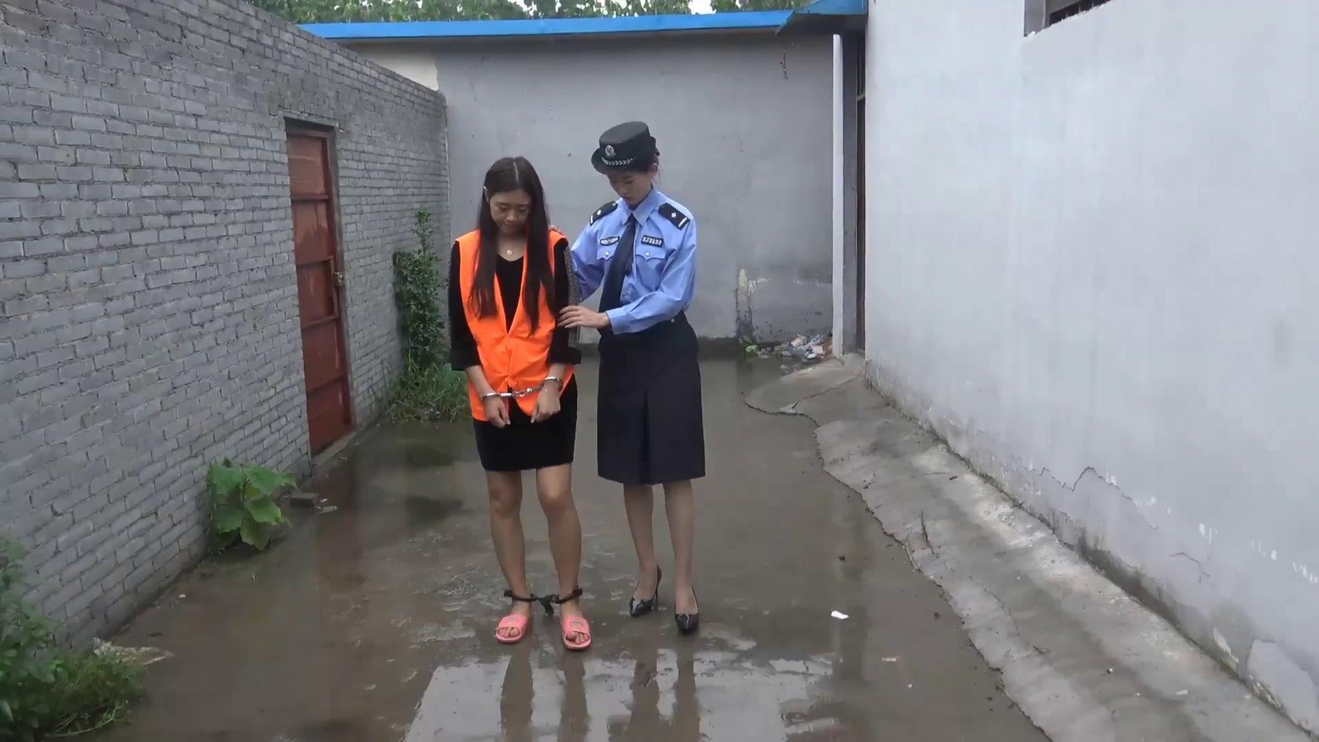 梨花雨 王浏芳 剧情女犯[00-21-56][20250705-105017504].jpg