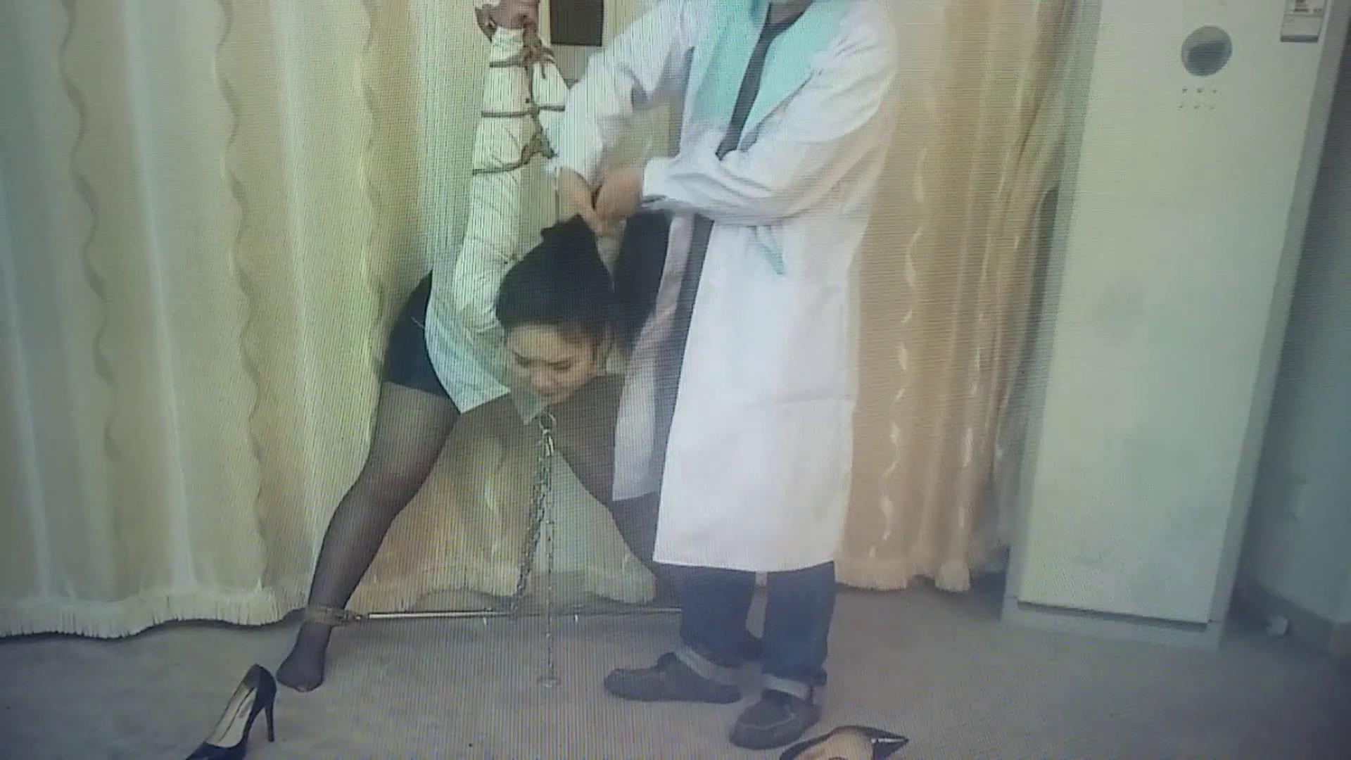 逍遥 变态邻居与花样少女 下集[00-32-03][20261022-173049356].jpg
